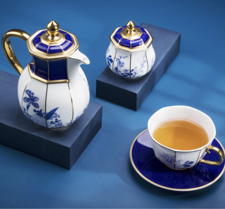 Blue and White Tea Set Customization