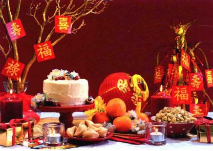From the New Year's Eve Dinner Table Setting, Witness the Joy of Chinese New Year Reunion