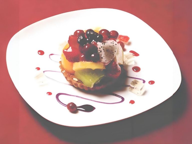 Methods for Plating Fruit Tarts