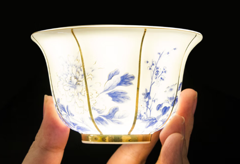 When Plates Aren’t Just Plates: The Ceramic Revolution in Casual Dining